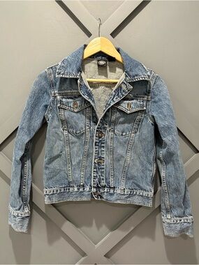 ✨•Vintage DKNY Jeans denim jacket•✨